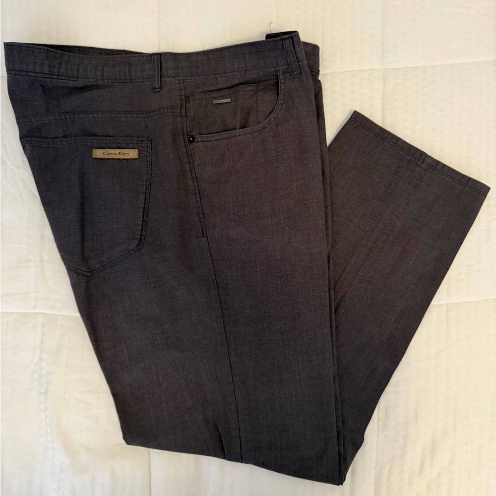 Calvin Klein Men's Charcoal Straight Jeans